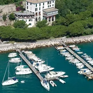 Paradiso Portov Enere Hotel